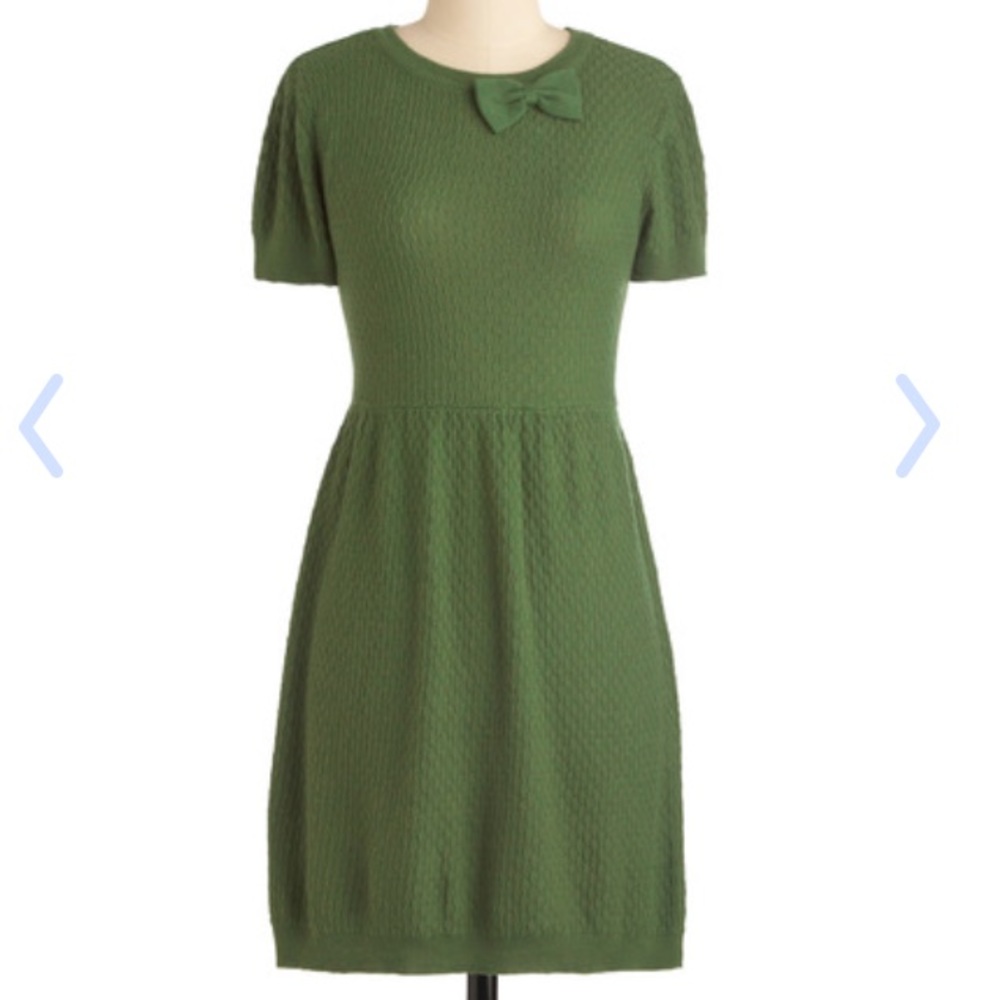 {ANTHRO} Sweet olive green dress 👗